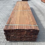 Ca. 204x Hardhouten Regels Geschaafd, 42x57mm, lengte 395cm